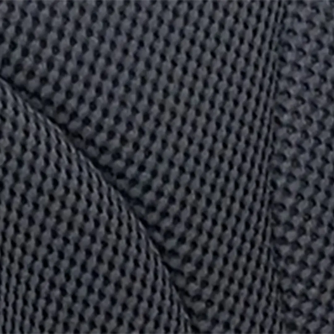 Breathable mesh seat
