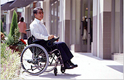 安全な電動車椅子